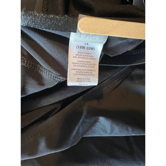 NWT LYSA women's plus size 1X black halter UPF 50+ one piece swimsuit padded bra - Picture 7 of 10